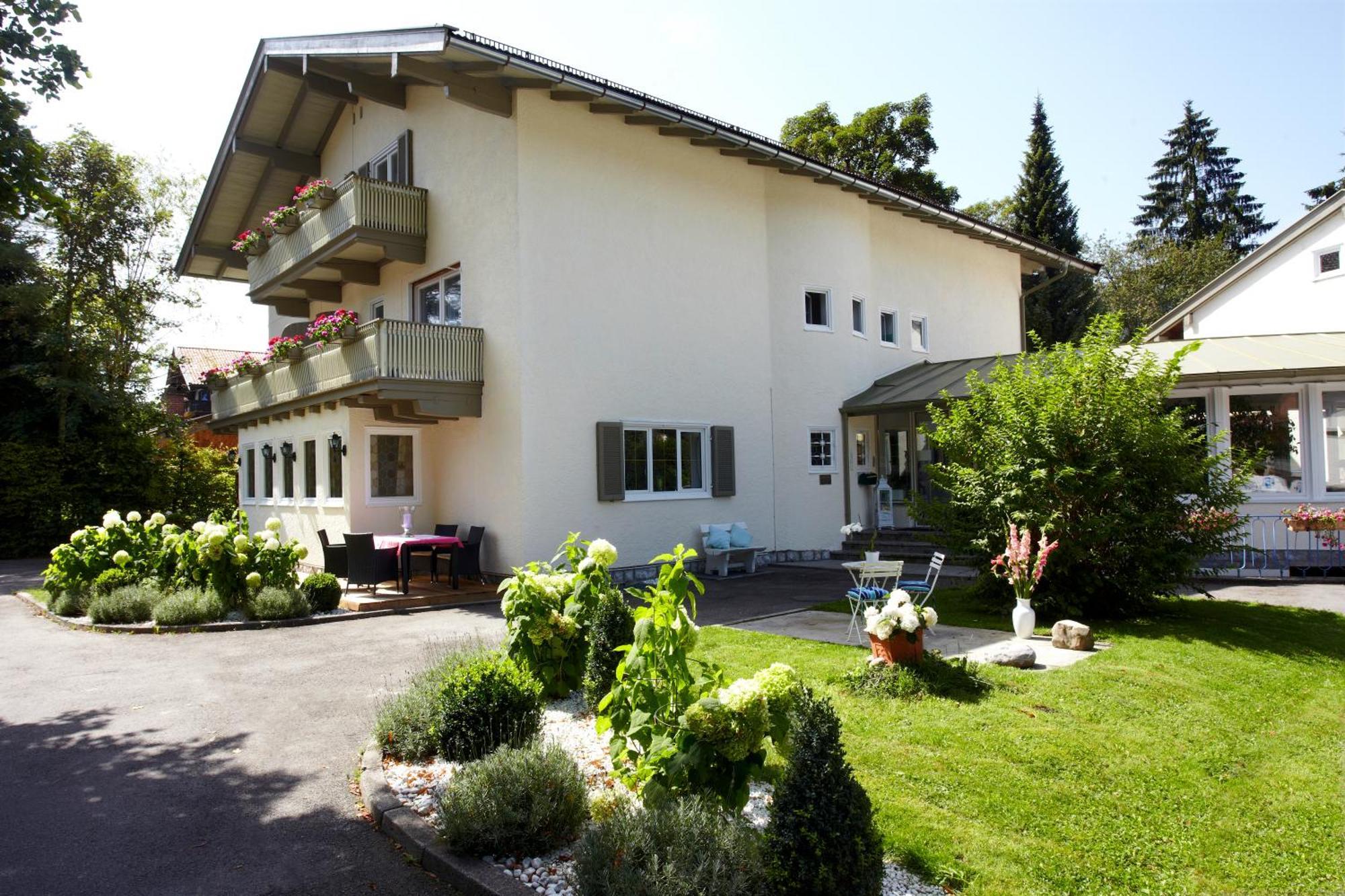 Hotel Berlin Tegernsee Rottach-Egern Exterior photo